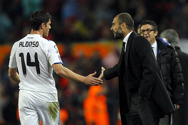 Alonso trafi do Bayernu, a jego miejsce w Realu zajmie były gracz klubu z Monachium!