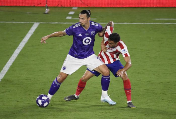 Atletico rozbiło dream team MLS z Ibrahimoviciem, Rooneyem i Nanim (VIDEO)
