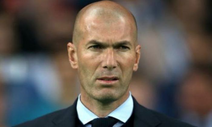 Zinedine Zidane o pogłoskach na temat utraty posady szkoleniowca Realu: Kiedy przegrywamy - wylatuję, kiedy wygrywamy - jestem tu