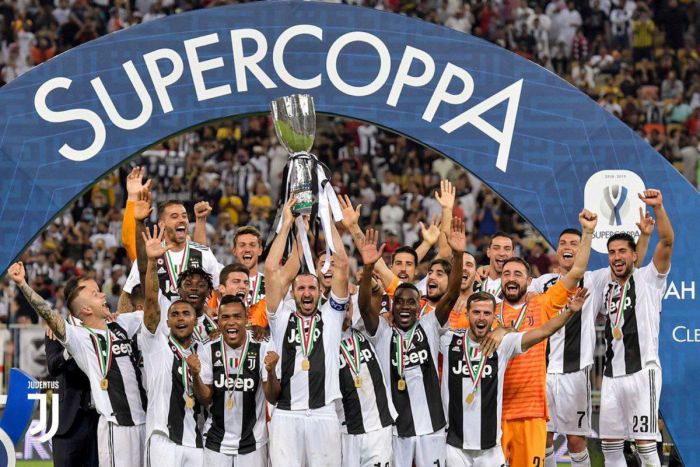 Pomocnik Juventusu FC doznał kontuzji w meczu eliminacji do ME 2020 z Włochami