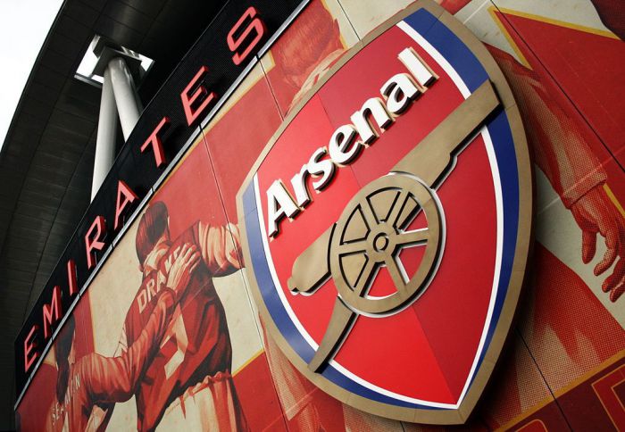Arsenal FC remisuje na wyjeździe z Crystal Palace. Podopieczni Mikela Artety kończyli mecz w dziesiątkę