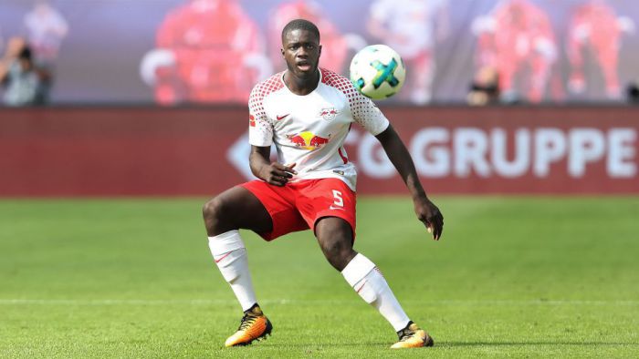 Dayot Upamecano z RB Lipsk znalazł się na liście życzeń hiszpańskiego giganta