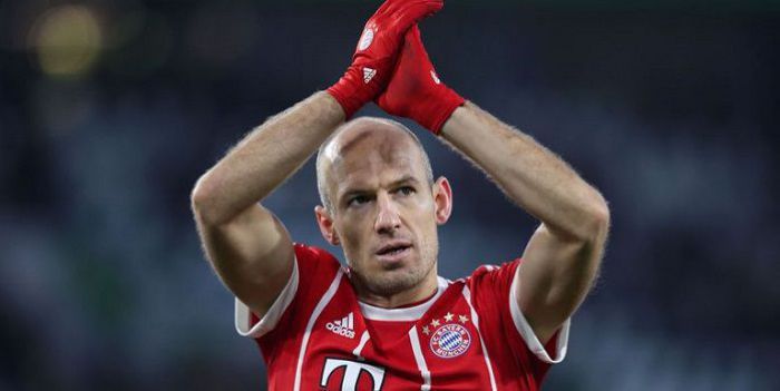 Arjen Robben bierze udział w treningach Bayernu Monachium