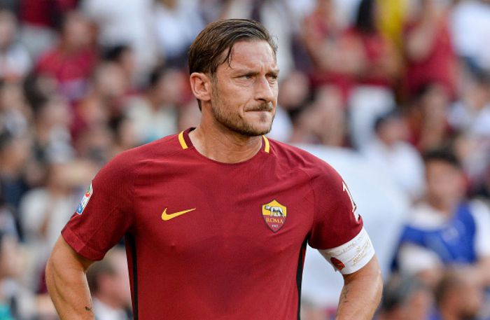 Francesco Totti ma koronawirusa. Jego ojciec niedawno zmarł z powodu wirusa