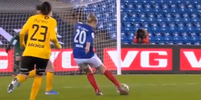 Ależ gol w finale kobiecego Pucharu Norwegii! To przeczy prawom fizyki