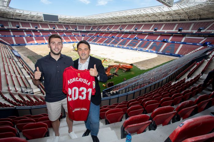 Jon Moncayola przedłużył kontrakt z CA Osasuną do 2031 roku!