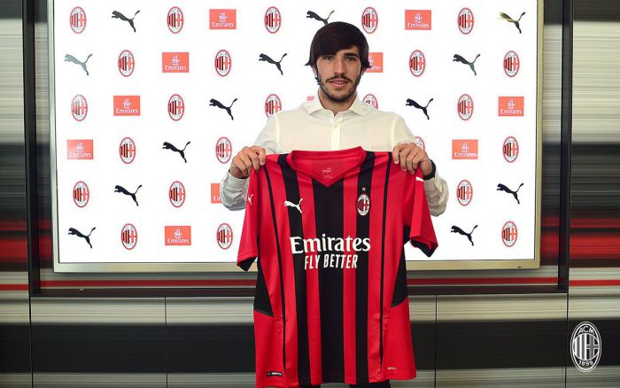 Sandro Tonali zostaje na San Siro. Wielki włoski talent w Milanie już na stałe