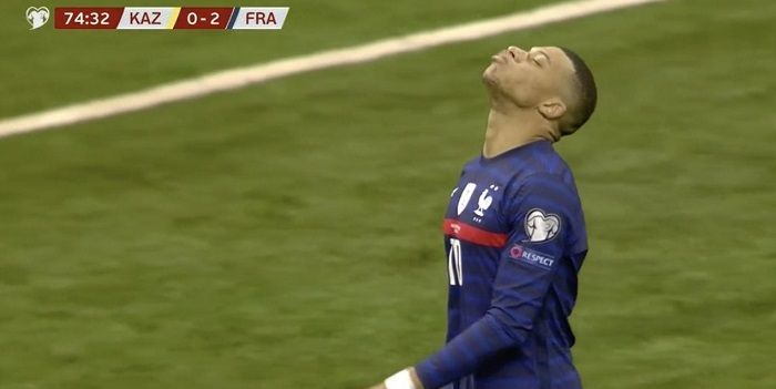 Transfer Mbappe rozstrzygnie się nocą? PSG już sięga po jego następcę.