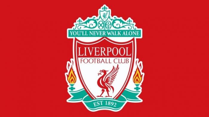 Dramat młodego piłkarza Liverpool FC. Rywal złamał mu nogę w meczu Premier League (VIDEO)