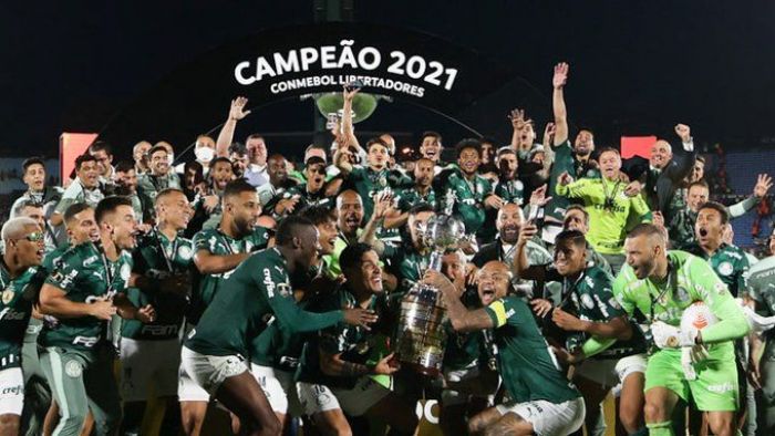 Znamy triumfatora Copa Libertadores. Obronili tytuł. Kuriozalne zachowanie bohatera finału (VIDEO)