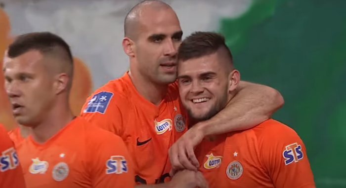 Zagłębie Lubin odrzuciło pierwszą ofertę RC Lens za Łukasza Porębę