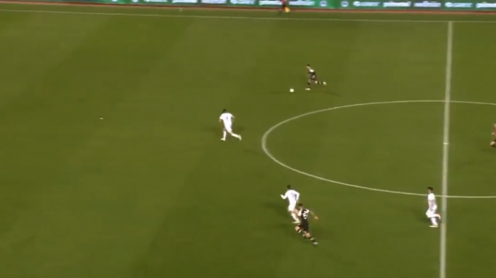 Ależ rajd i piękny gol Polaka (VIDEO)