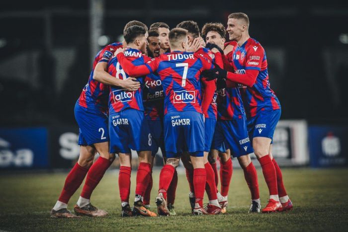 Gol z 12. sekundy rozstrzygnął hit kolejki. Raków triumfował w Radomiu (VIDEO)