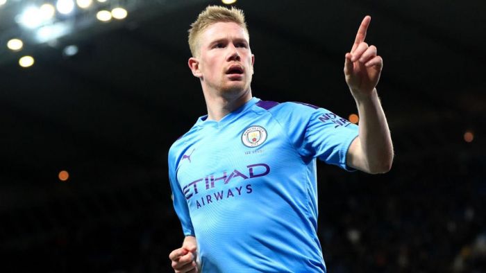 Derby Manchesteru dla City. Popis Kevina De Bruyne'a na Etihad i United rozbici