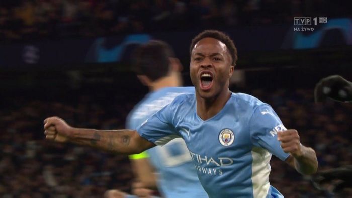 Sterling już podpisał kontrakt i będzie zarabiał 300 tysięcy funtów tygodniowo