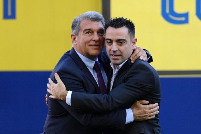Laporta nie chciał zatrudniać Xaviego. Miał sensacyjnego kandydata
