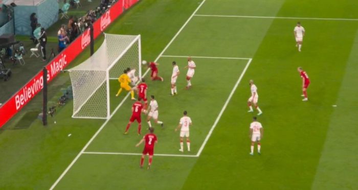 Duński niewypał na inaugurację. Jak on tego nie strzelił? (VIDEO)