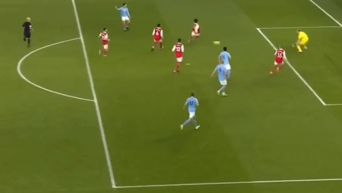 Hit Premier League dla Manchesteru City. Arsenal stracił fotel lidera (VIDEO)