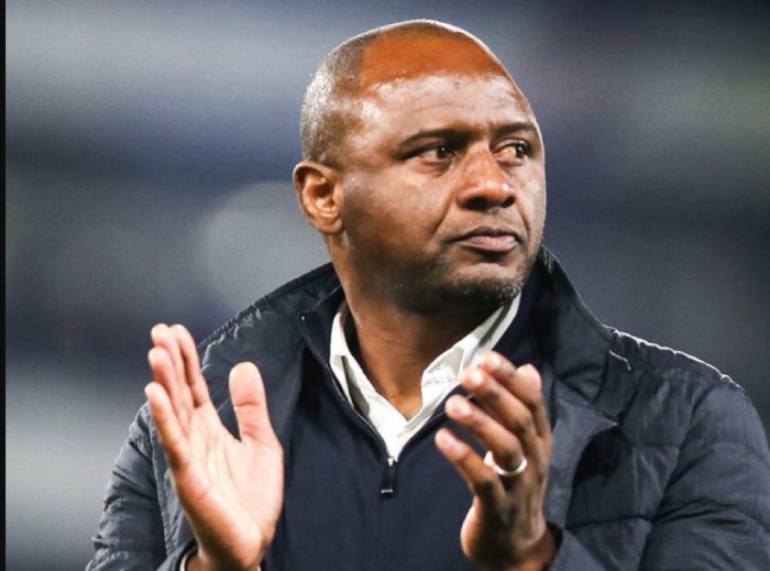 Klub z Premier League zwolnił szkoleniowca. Oficjalna wersja: Rezygnacja ze stanowiska