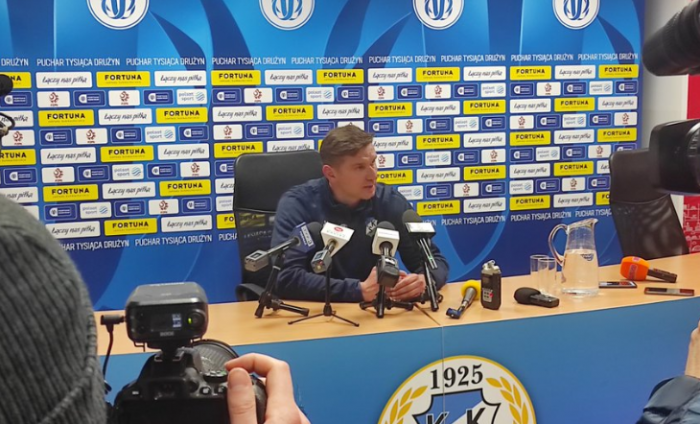 Szkoleniowiec KKS-u Kalisz rozczarowany po meczu z Legią. “Byliśmy drużyną lepszą”