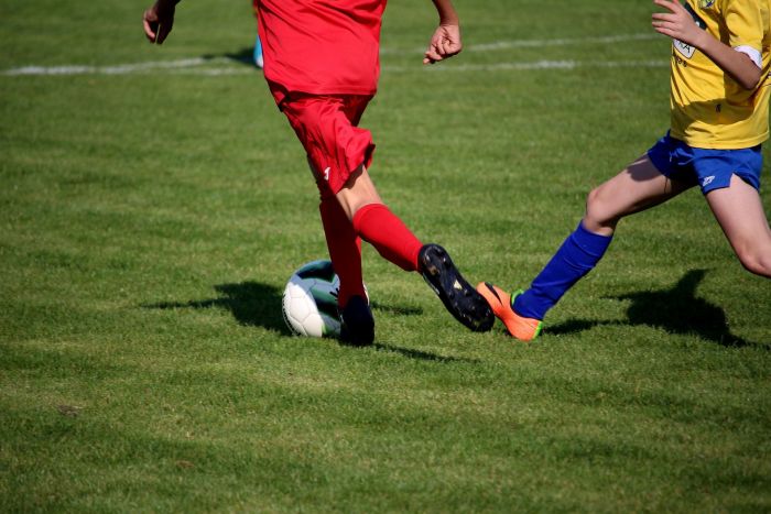 Uciążliwy dla wielu klubów przepis zniknie z Ekstraklasy?