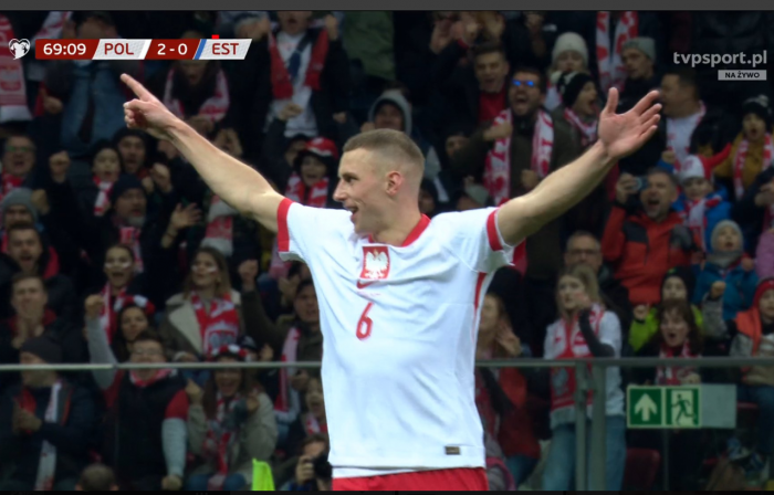 Jakub Piotrowski po zwycięstwie w barażu. 