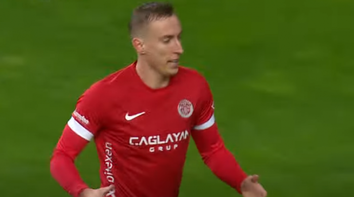 Adam Buksa może znowu zmienić klub. Chce go czołowa ekipa Super Lig