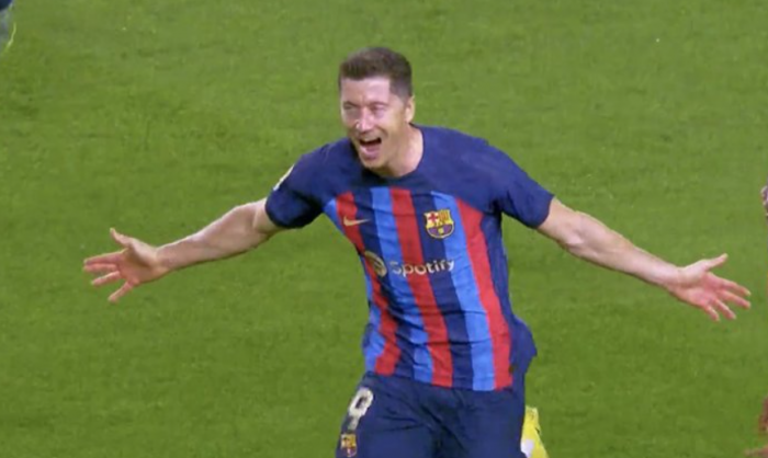 Lewandowski nie mógł trafić do siatki. Zmarnował kilka szans, ale w końcu dał FC Barcelona cenną wygraną (VIDEO)