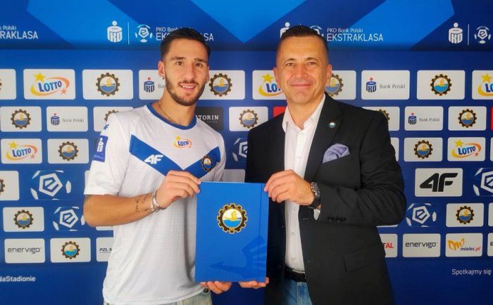 Stal Mielec rozstała się z greckim obrońcą. Transferowy niewypał odchodzi z klubu