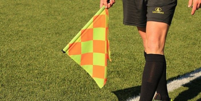 Zatwierdzono zmianę w przepisach. Bramkarze muszą się mieć na baczności
