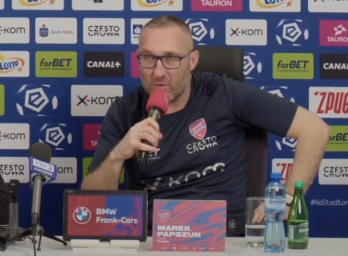 Papszun już tradycyjnie z pretensjami do sędziego. 