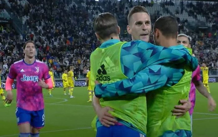 To już pewne. Arkadiusz Milik przedłużył kontrakt z Juventusem i....musi zmienić barwy