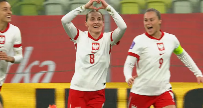Reprezentacja kobiet przy rekordowej widowni zwycięsko zakończyła Ligę Narodów. Świetny czas Biało-Czerwonych przed Euro (VIDEO)