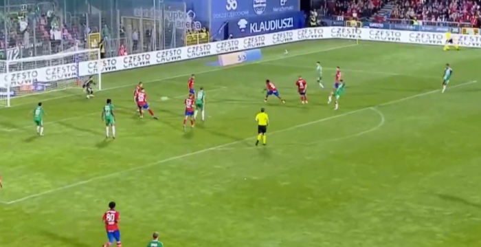 Raków Częstochowa sprawił niemiłą niespodziankę. Ekipa Marka Papszuna nie zagra jesienią w pucharach? (VIDEO)