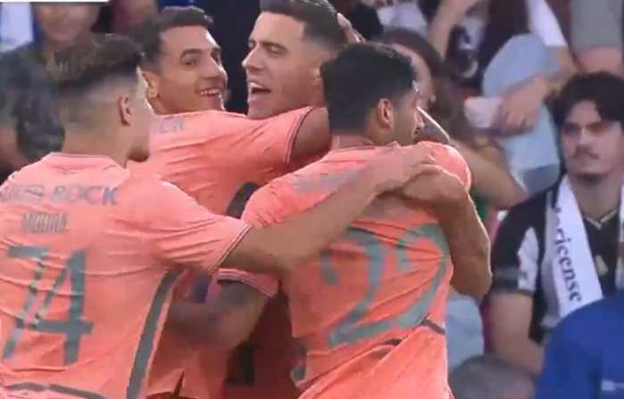 Jan Bednarek strzelił pierwszego gola w FC Porto. Tak trafił reprezentant Polski. Obrońca już nie dał rady zatrzymać piłki (VIDEO)