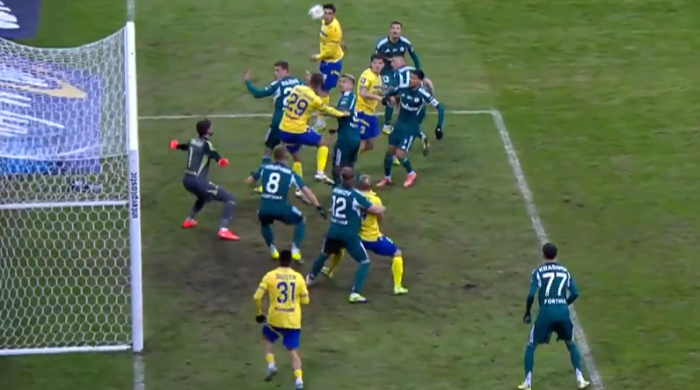 I zdarzył się cud. Legia przegrywała 0:2 w 90. minucie i wyrwała remis. Antonio Colak uratował Wojskowych (VIDEO)