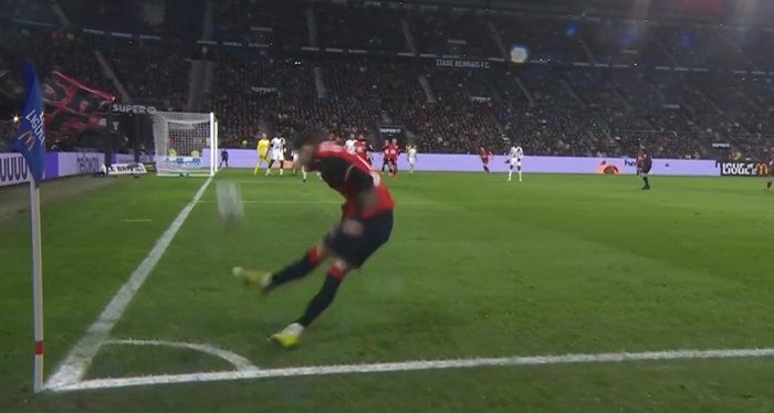 Sebastian Szymański z pierwszą asystą w Ligue 1. Pomógł ograć PSG (VIDEO)