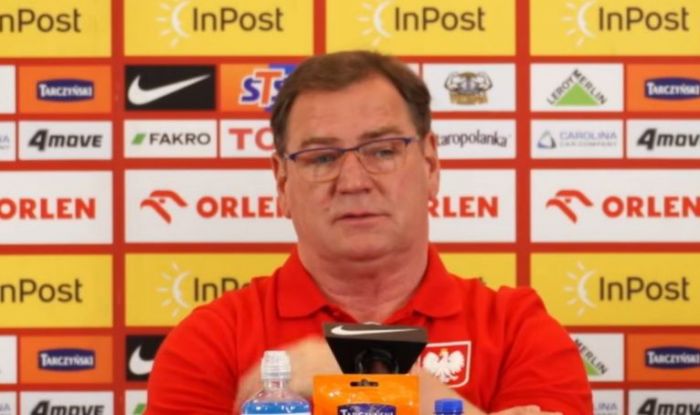 Jan Urban tasuje kartami. Jest niespodzianka w składzie na Szwecję!