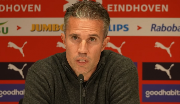 Jakub Moder będzie miał nowego trenera. Feyenoord zwolnił Robina Van Persiego