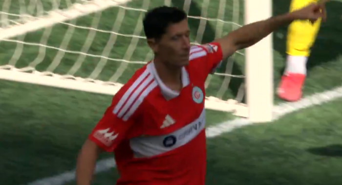 Czerwona kartka zmieniła wszystko! Chicago Fire Lewandowskiego rozbite u siebie (VIDEO)