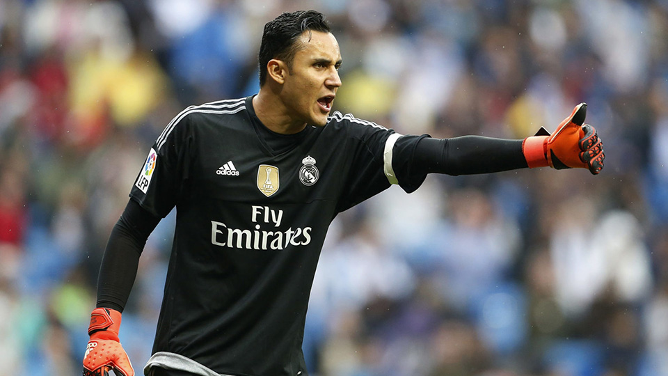 Navas częścią wymiany z Chelsea lub ManUnited? A może trafi do...