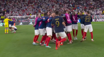 Co za widowisko, co za thriller. Francja lepsza od Anglii w ćwierćfinale MŚ. Harry Kane zaprzepaścił spektakularnie szansę na dogrywkę (VIDEO)