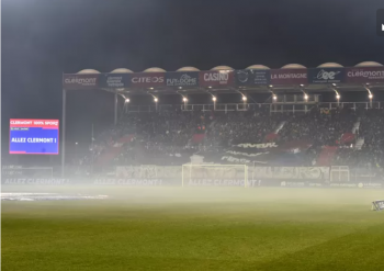Zamieszki przed spotkaniem Ligue 1. Mecz opóźniony o blisko godzinę (VIDEO)