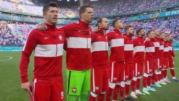Kluczowy piłkarz reprezentacji Polski zszedł z treningu. Zagra w czwartek na Narodowym?