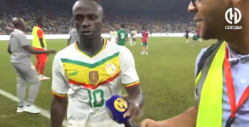 Sadio Mane nie trzyma ciśnienia. Gwiazdor odepchnął dziennikarza po przegranym meczu (VIDEO)