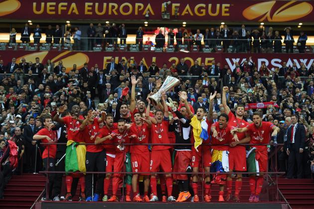 Gwiazdor odchodzi z Sevilla FC. Kto następny? Krychowiak, Banega, Gameiro?