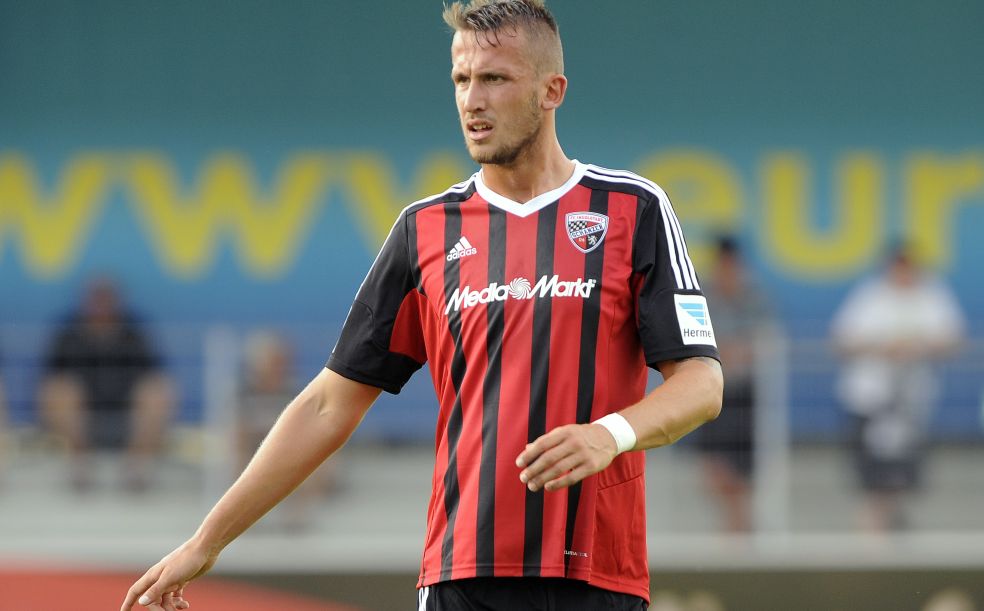 Czech z Bundesligi mógł trafić do Polski. Wybrał Grecję!