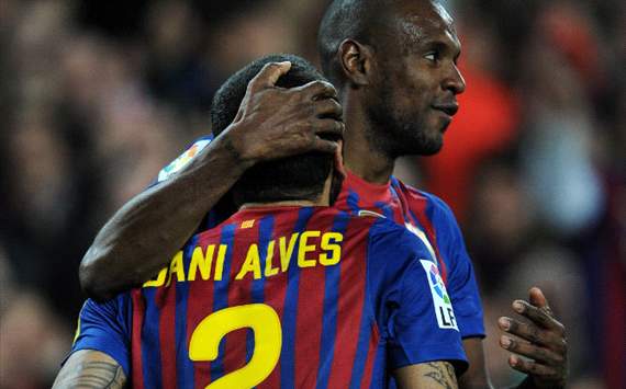 Alves chciał oddać część wątroby. Gra z jego numerem na koszulce