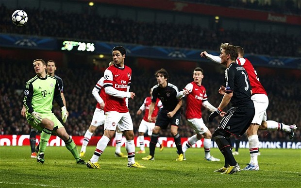 Chelsea wciąż zależy od siebie, Arsenal musi liczyć na pomoc