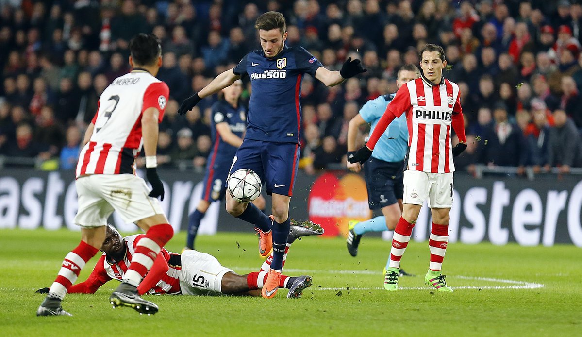 Liga Mistrzów: PSV - Atletico 0:0. Gospodarze kończyli w 